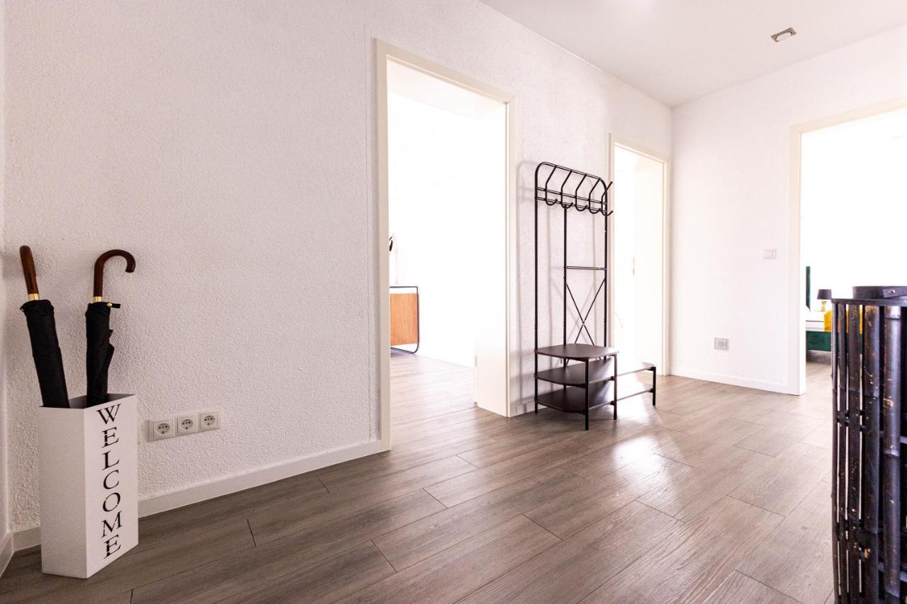 Design Apartment Zentral Fuer 6 In Andernach: Ausblick, Wifi, Kueche Eksteriør billede