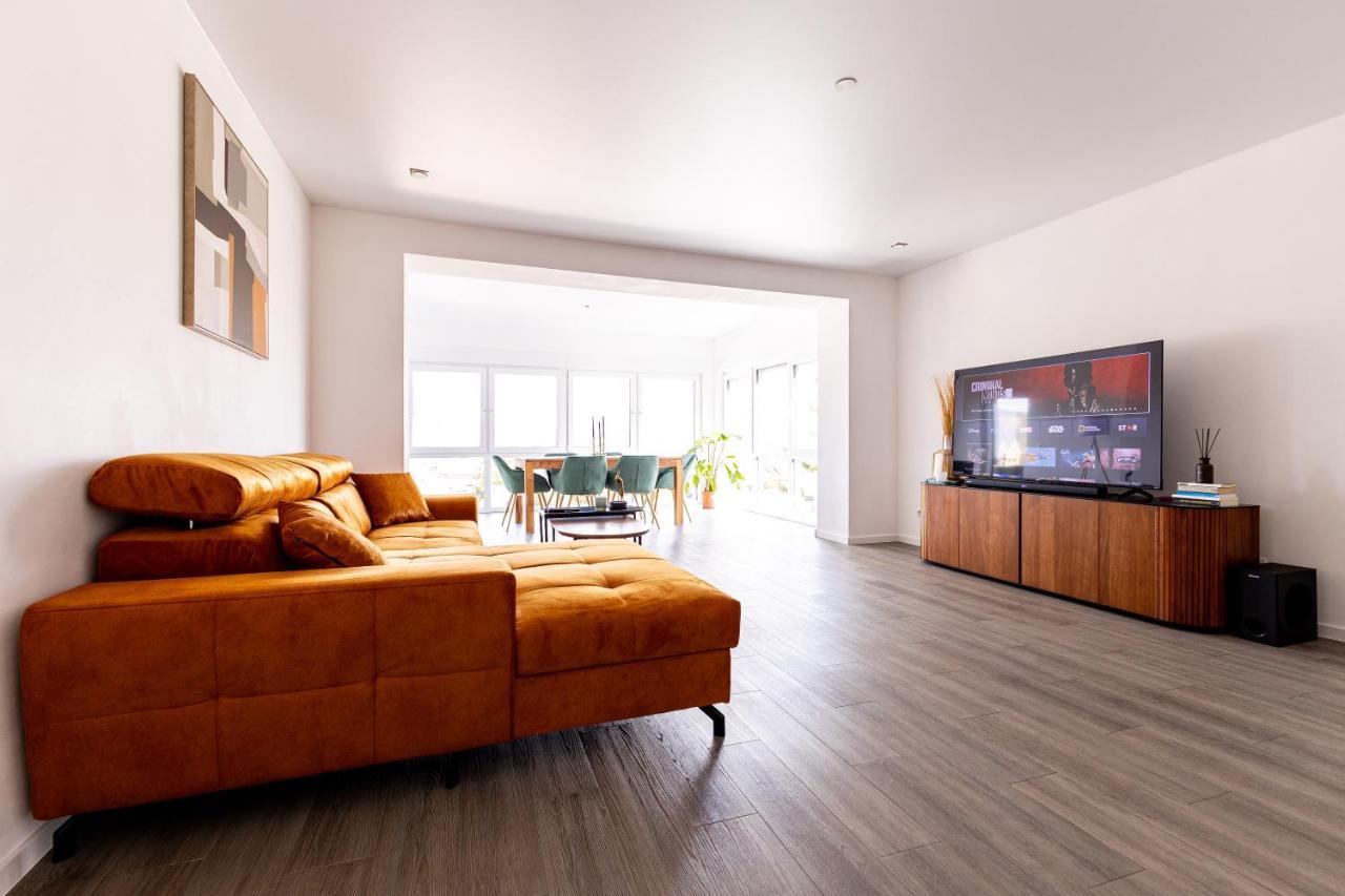 Design Apartment Zentral Fuer 6 In Andernach: Ausblick, Wifi, Kueche Eksteriør billede